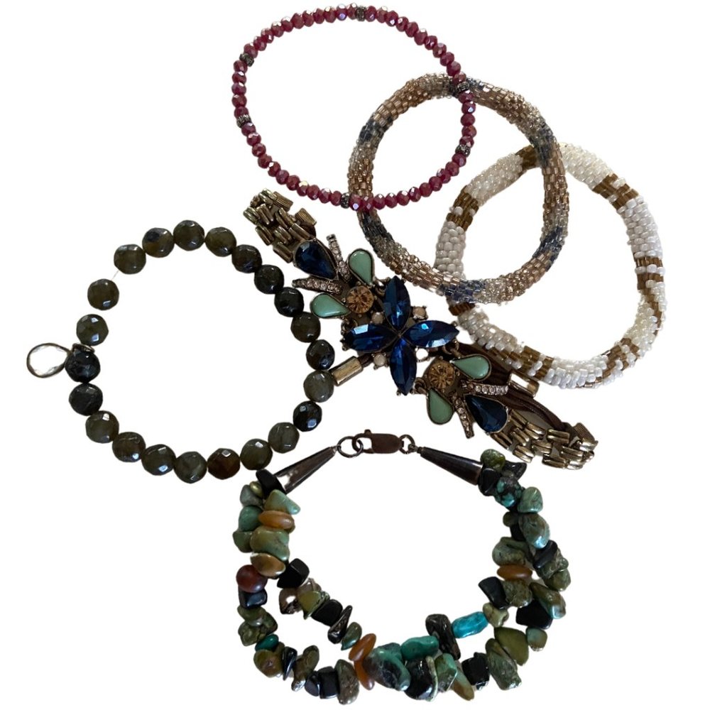 Bundle of 6  Versona  bracelets